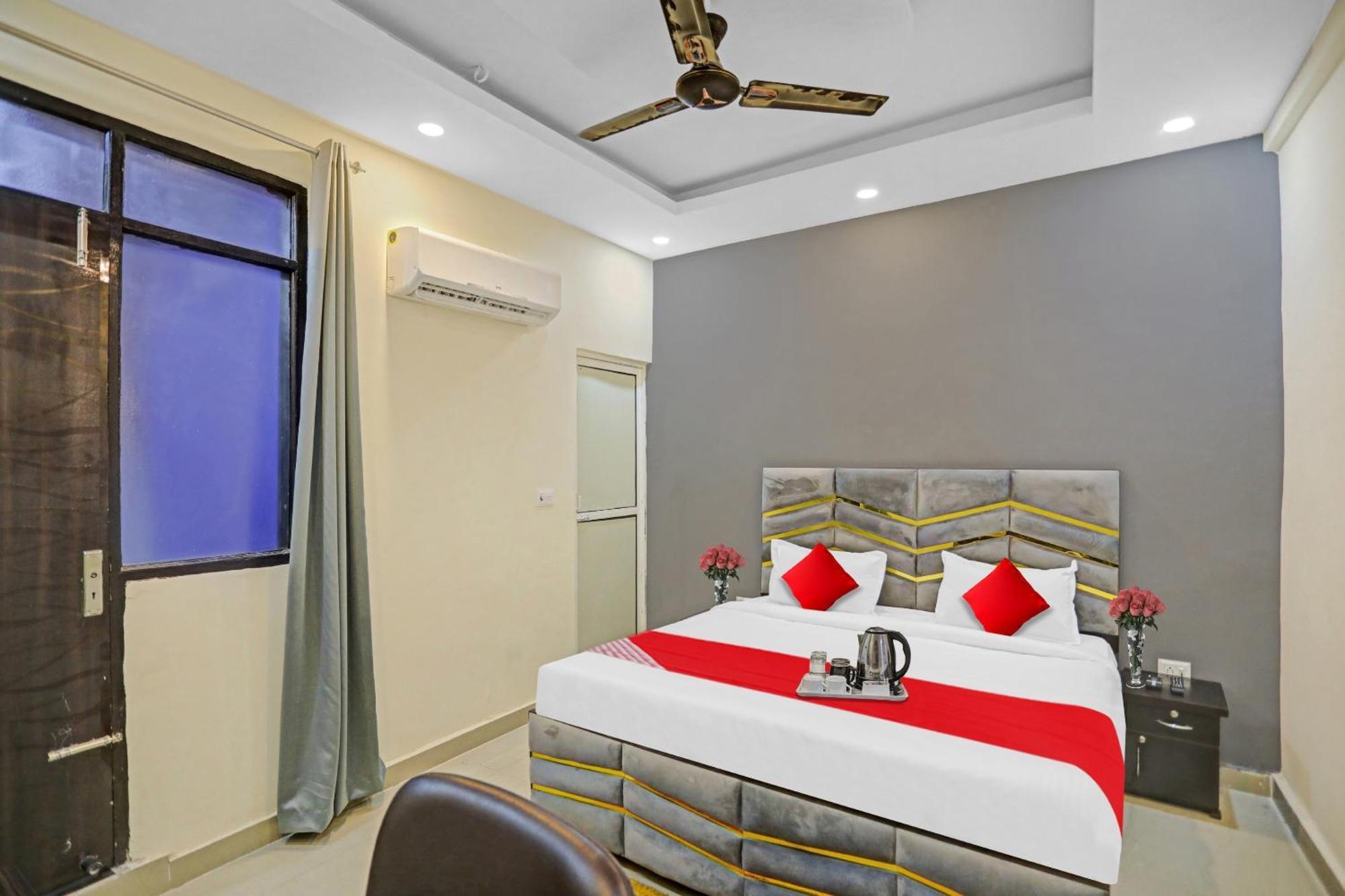Flagship Grand Imperial Near Worlds Of Wonder Hotell Kālkāji Devi Exteriör bild
